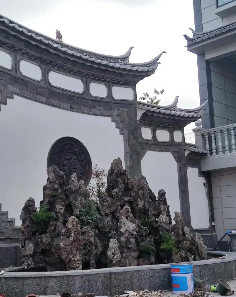 院子里弄假山好吗
