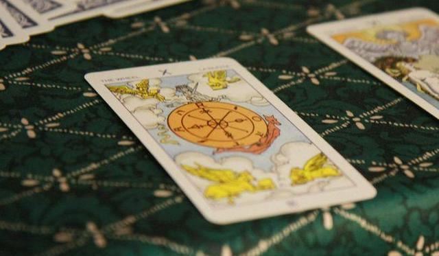 占卜是真的吗还是假的 占卜是真的吗还是假的
