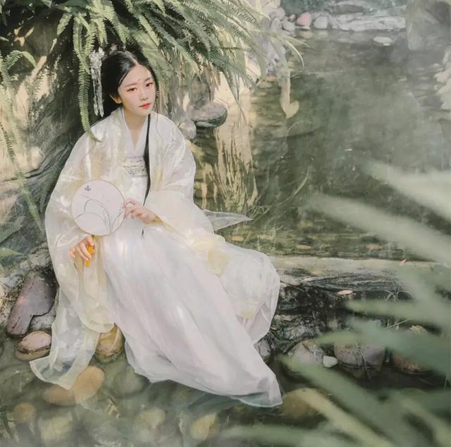 梦见死人预示什么好(梦见死人预示什么吉兆)