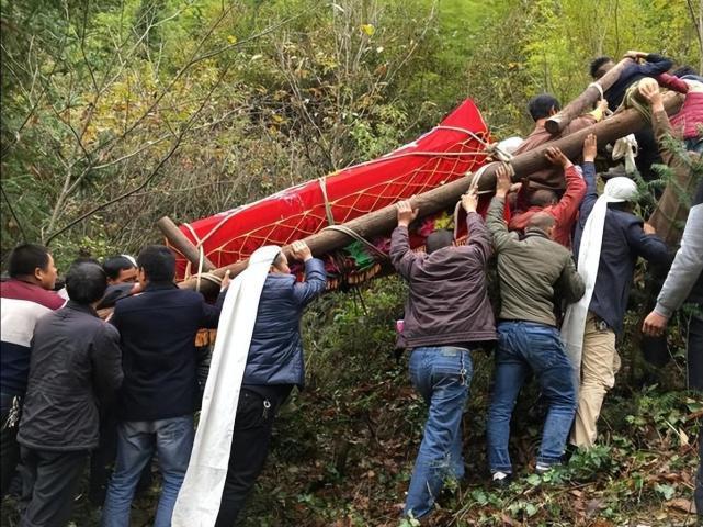 梦死人和棺材是什么意思(梦到死人和棺材是什么意思周公解梦) 梦死人和棺材是什么意思(梦到死人和棺材是什么意思周公解梦)