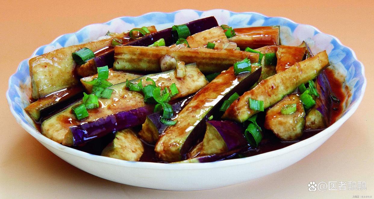乙肝患者可以吃茄子吗(乙肝患者可以吃茄子吗男性怎么吃的呢会传染吗) 乙肝患者可以吃茄子吗(乙肝患者可以吃茄子吗男性怎么吃的呢会传染吗)