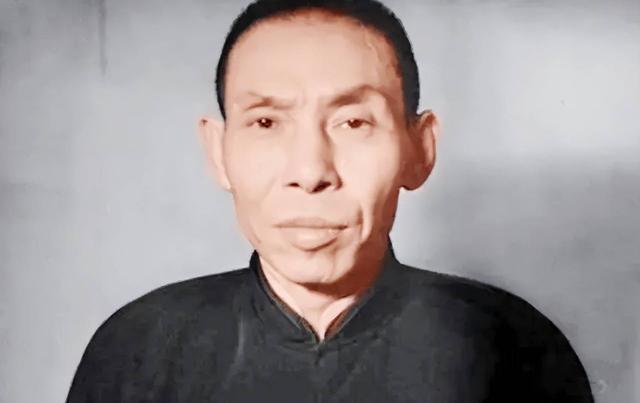 杜月笙算命的故事(杜月笙算命的故事简介)