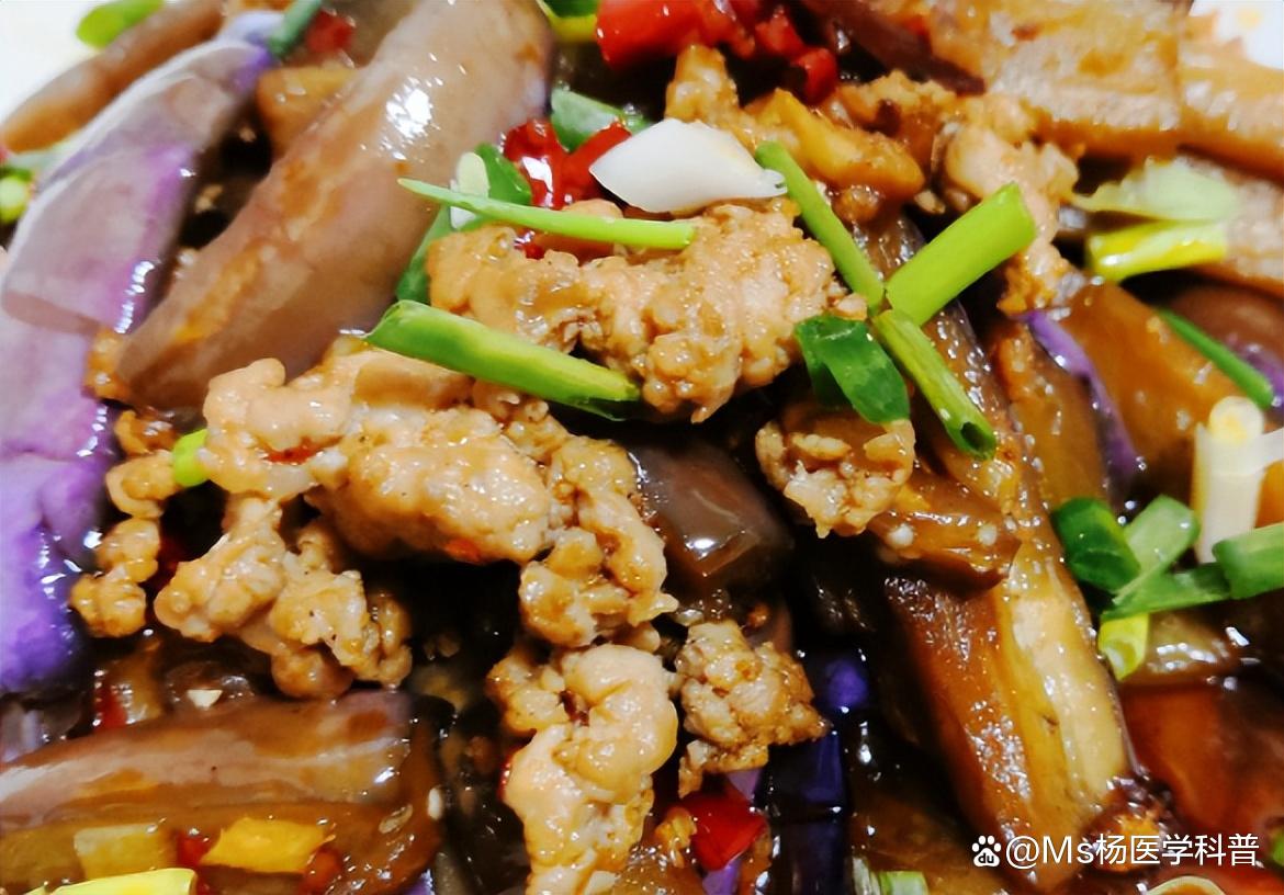 乙肝患者可以吃茄子吗男性(乙肝患者可以吃茄子吗男性怎么吃的呢会传染吗)