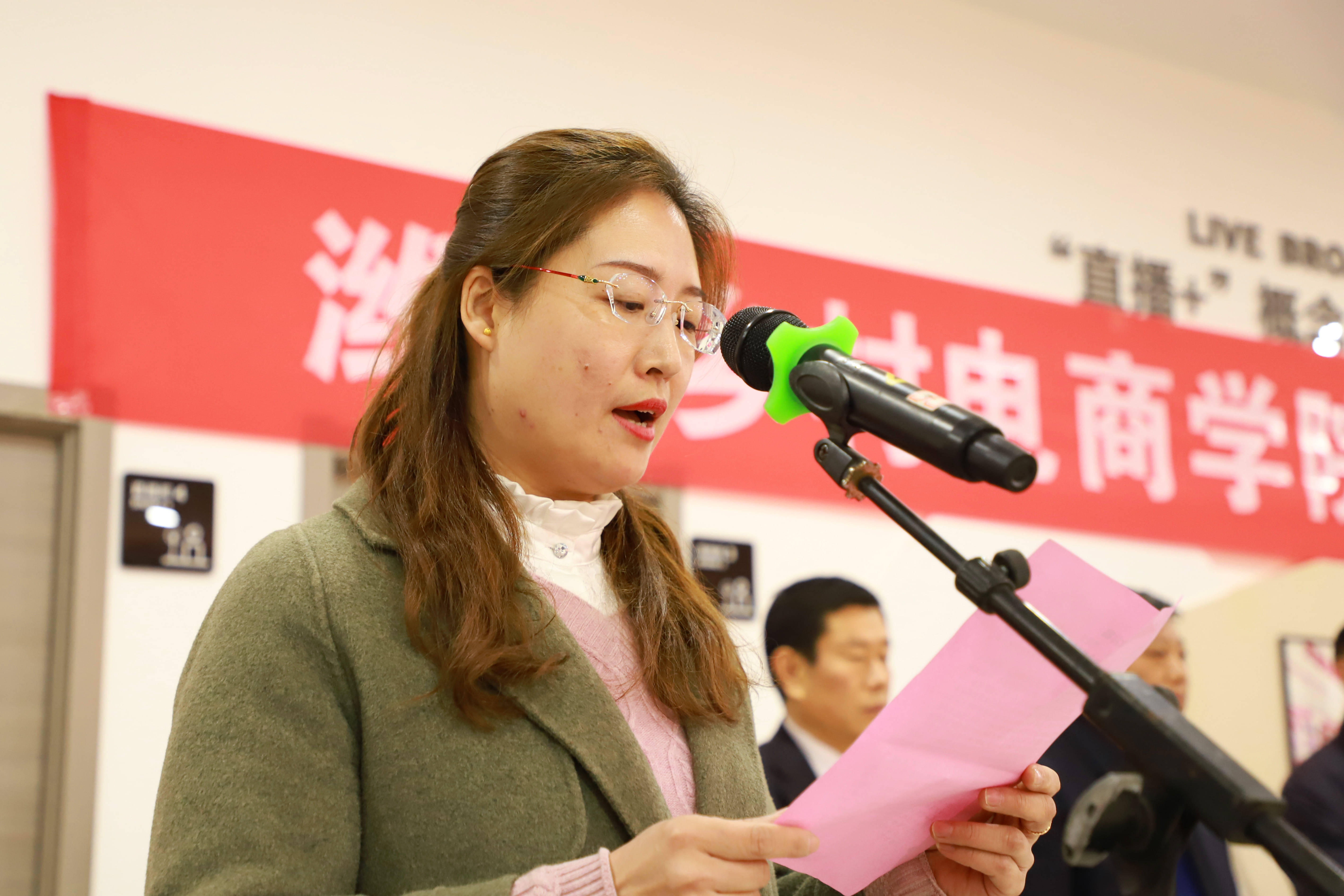 宋伟伟个人资料(宋伟伟个人资料简介)