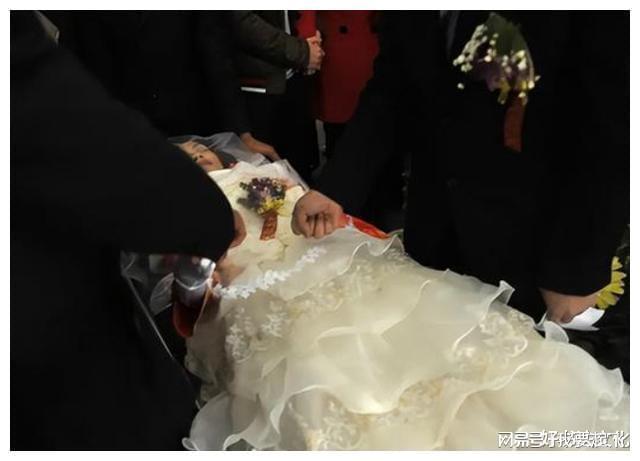 下葬后怎么知道好坏(什么时辰下葬对后代好)