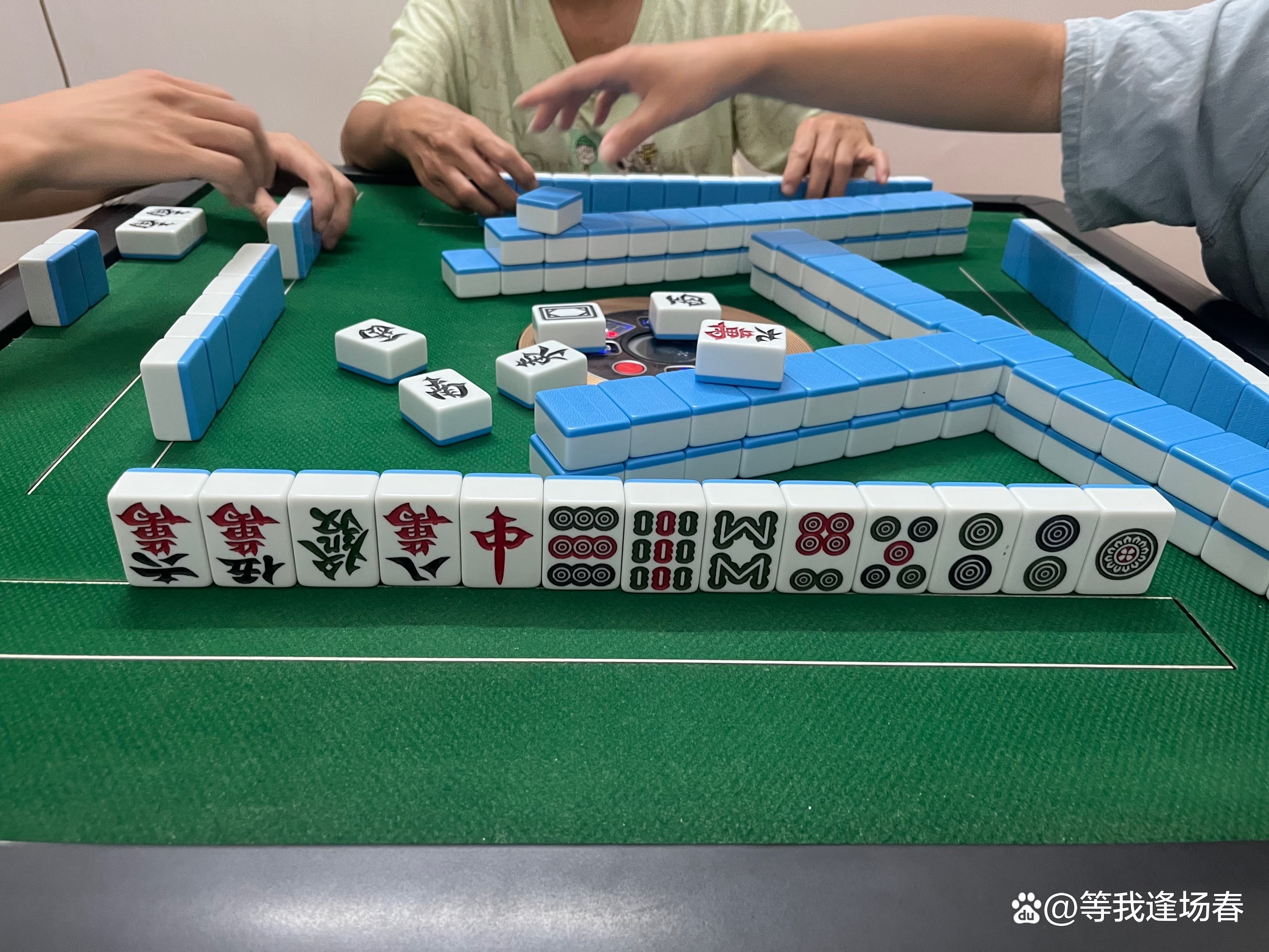 占卜一下今日打麻将的手气如何(占卜一下今日打麻将的手气如何?)