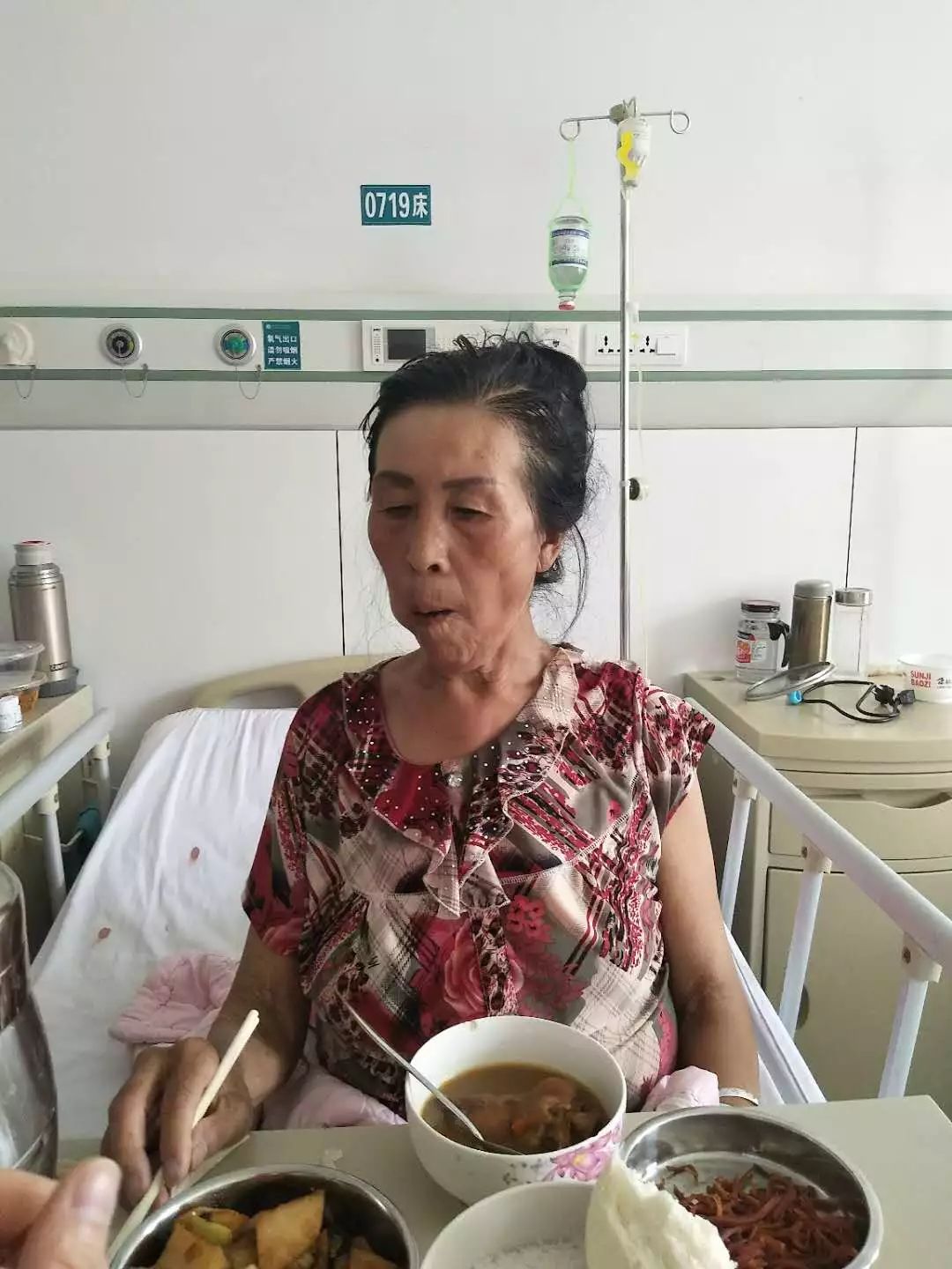 怎么接受母亲癌症晚期的信息(怎么接受母亲癌症晚期的关心呢)