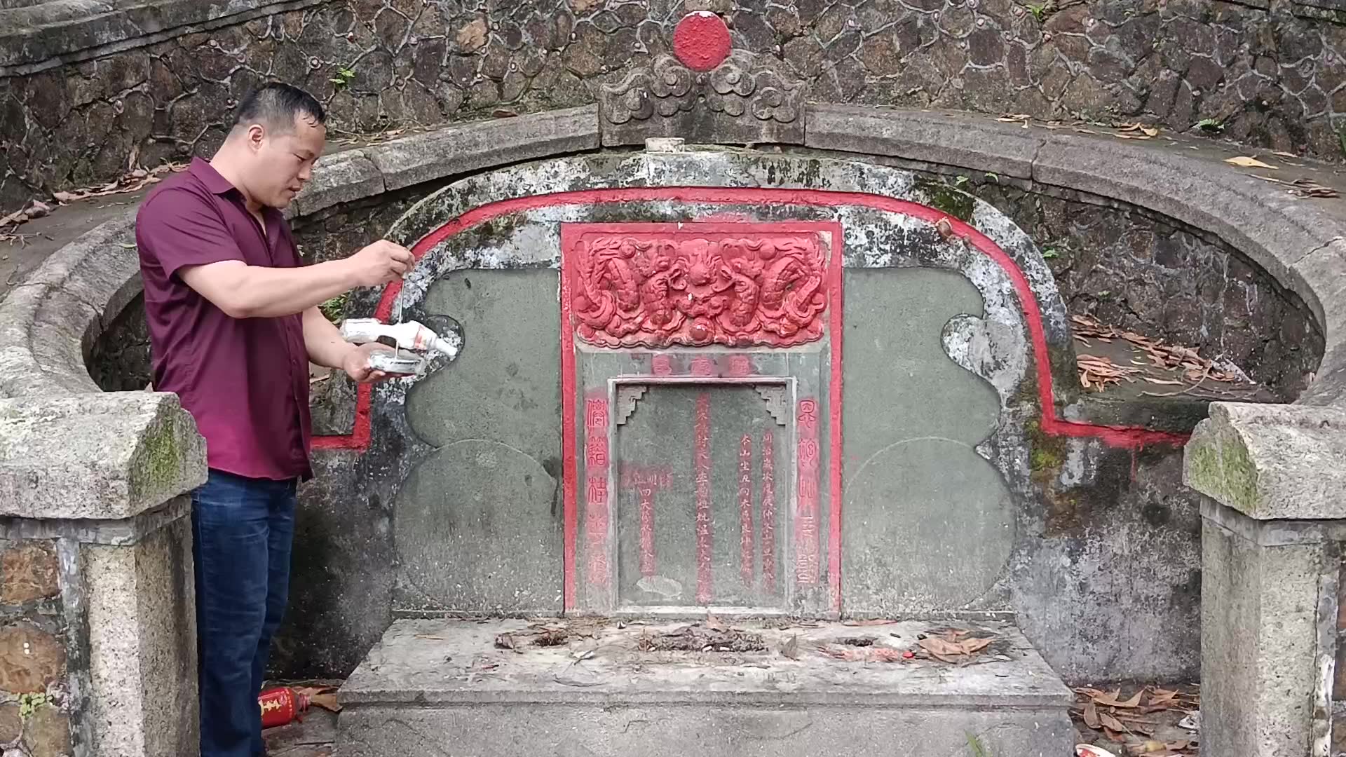 风水师看坟墓(风水师看墓地可信吗) 风水师看坟墓(风水师看墓地可信吗)