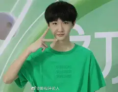 黄浩辰男孩名字好吗(黄浩轩名字的五行属性) 黄浩辰男孩名字好吗(黄浩轩名字的五行属性)