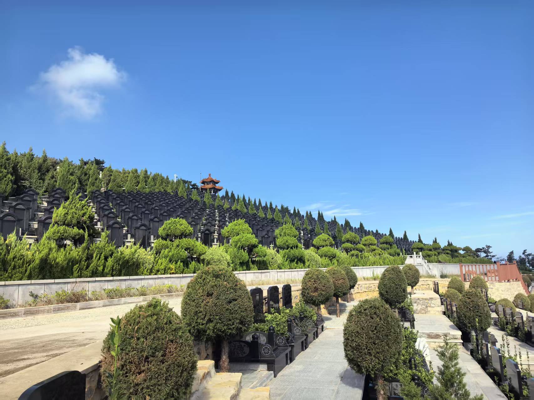 陵园墓地跟风水有关吗(陵园墓地跟风水有关吗?)