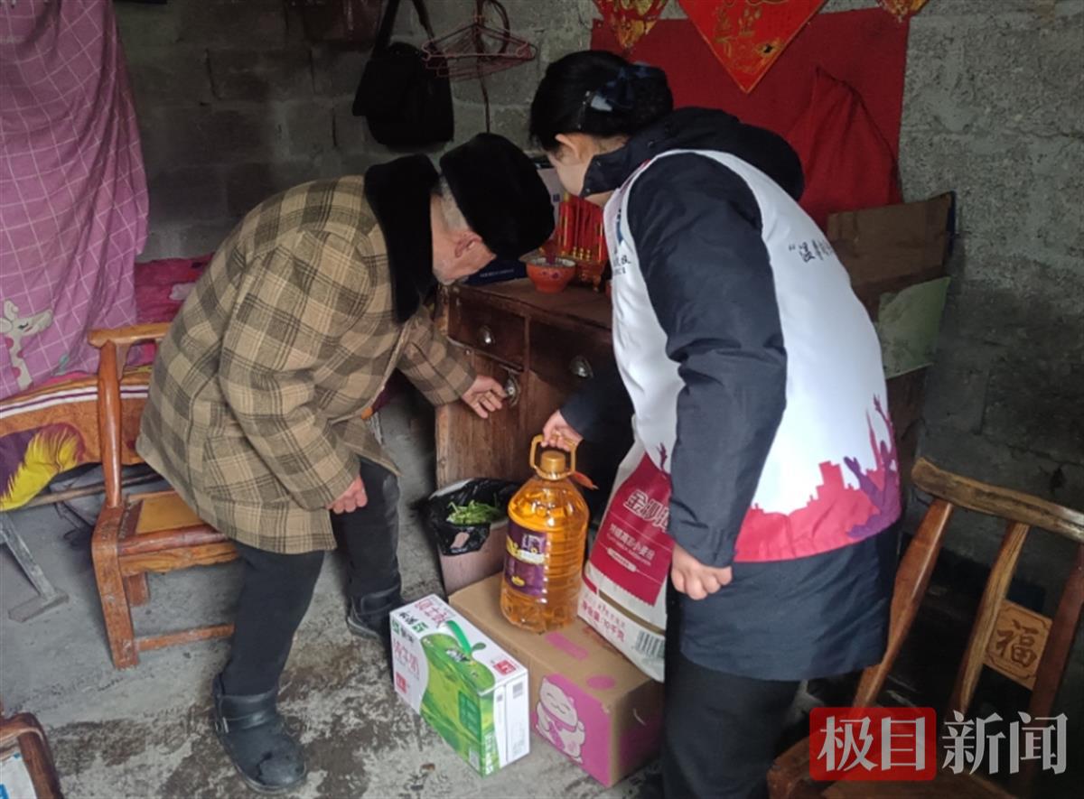 上门看望老人送什么(上门看望病人送什么东西好)